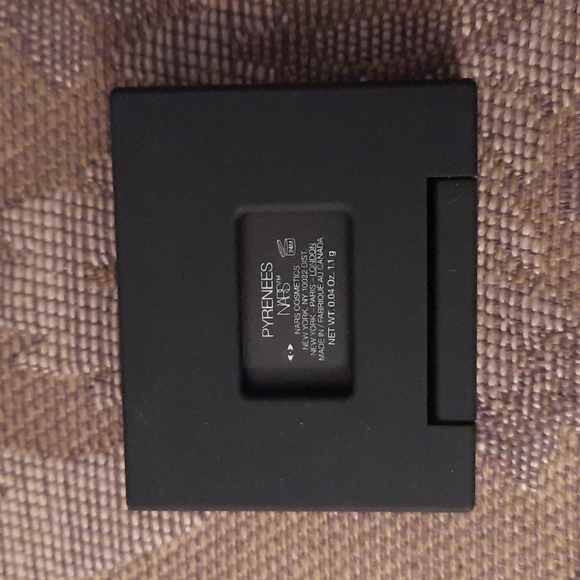 Nars Eyeshadow Single in Pyrennes - Picture 4 of 6